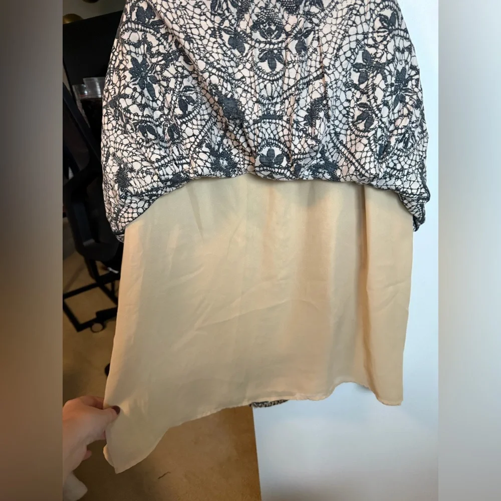 Kasper Black and Tan Printed Pencil Skirt size 8 excellent condition